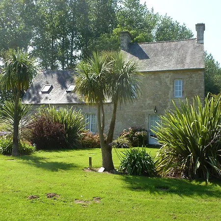 Gites Du Manoir De Savigny Valognes Exterior photo