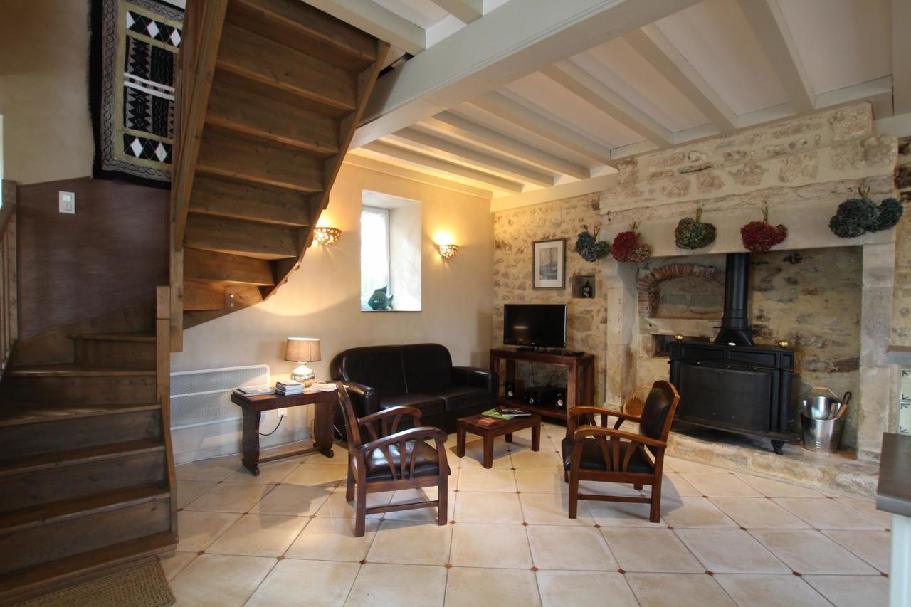 Du Manoir De Savigny * Valognes